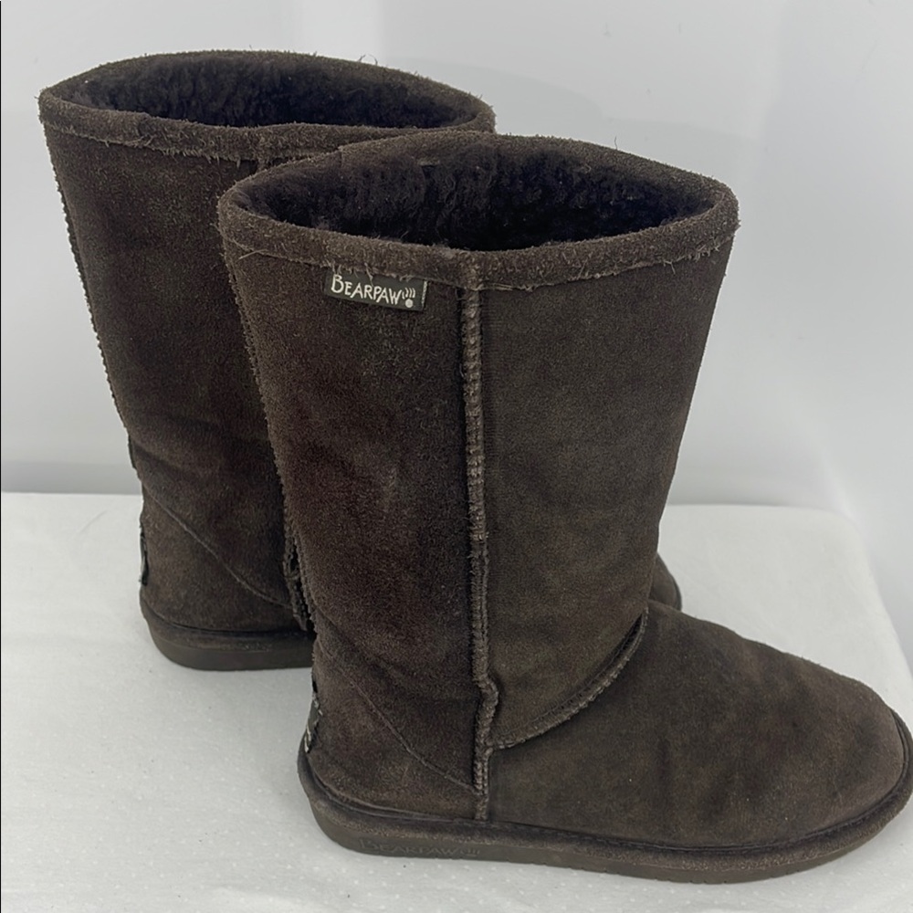Bearpaw Women’s size 7 Brown Suede Boots